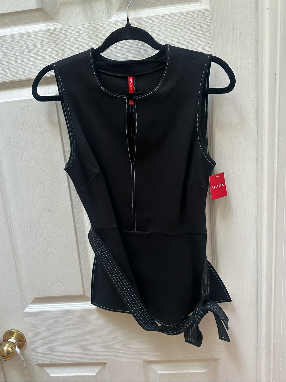 Spanx The perfect contrast tie waist Ponte Black Sleeveless Top s small